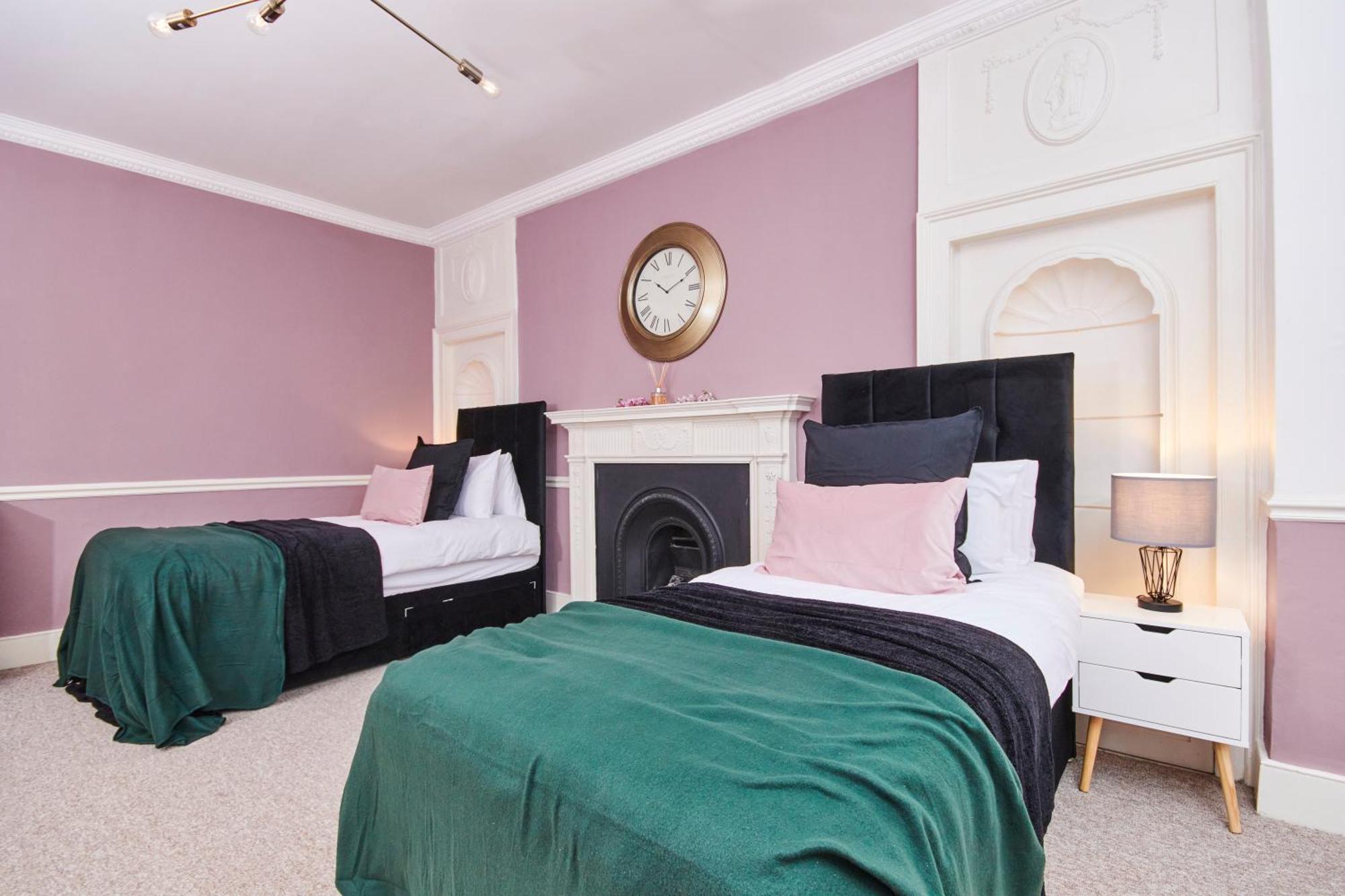 Beautiful 2Bedroom 4 Actual Beds House With Wifi By Purestay Bath Zewnętrze zdjęcie