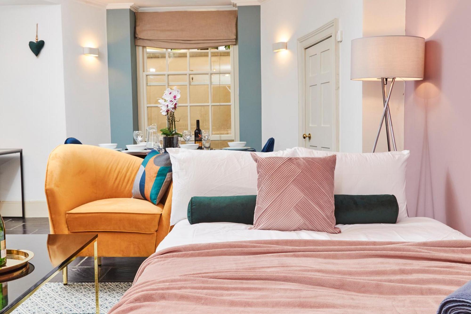 Beautiful 2Bedroom 4 Actual Beds House With Wifi By Purestay Bath Zewnętrze zdjęcie