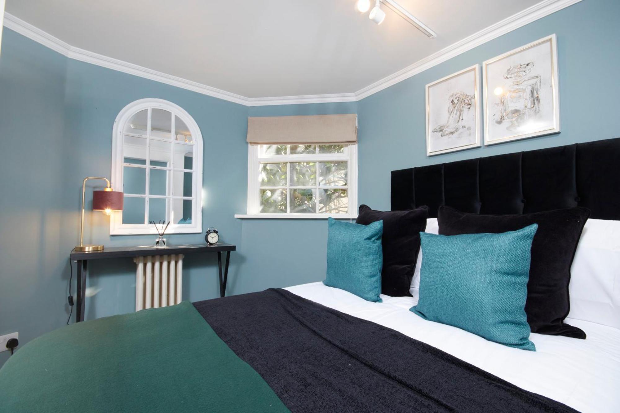Beautiful 2Bedroom 4 Actual Beds House With Wifi By Purestay Bath Zewnętrze zdjęcie